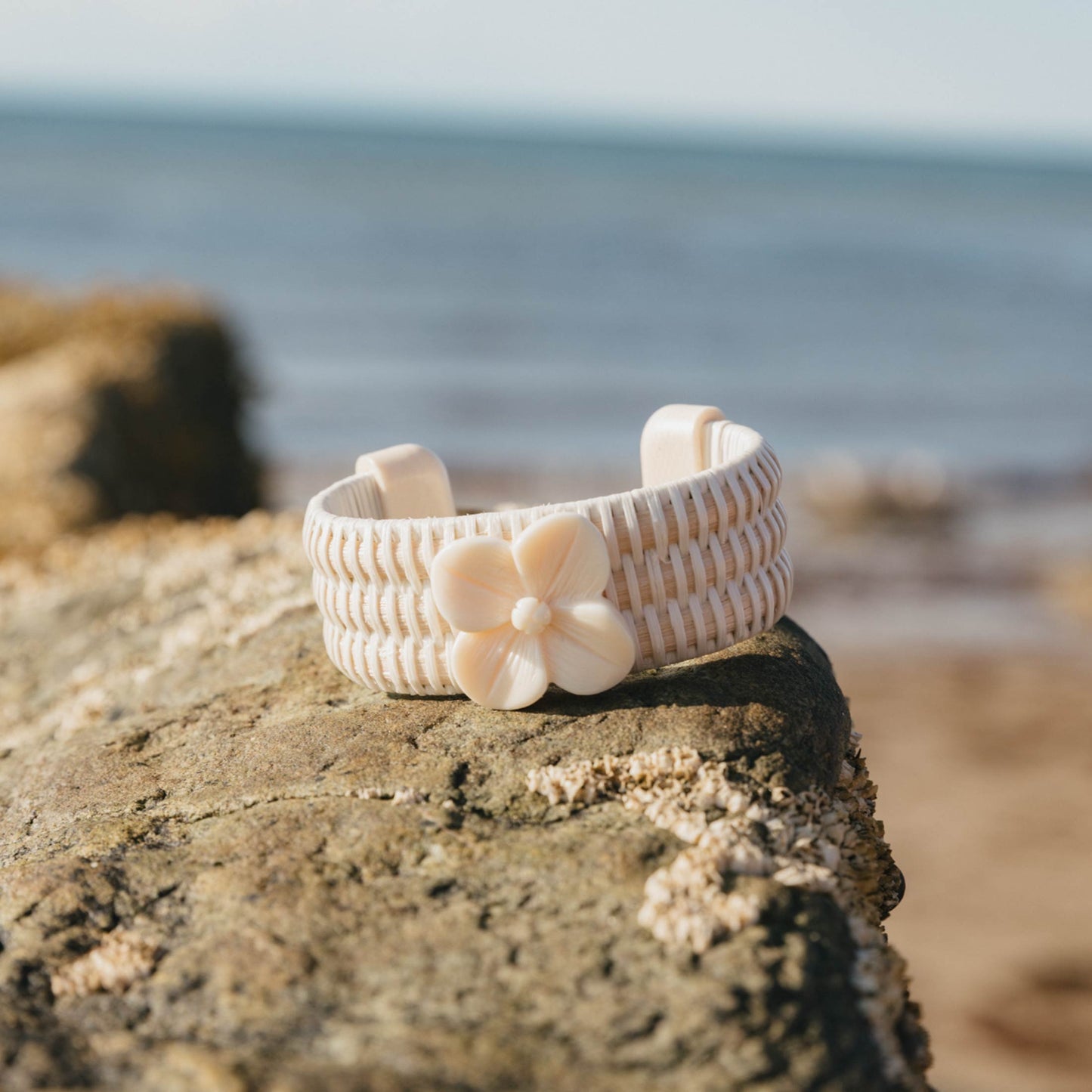 The Florence Cuff - Cream/Hydrangea